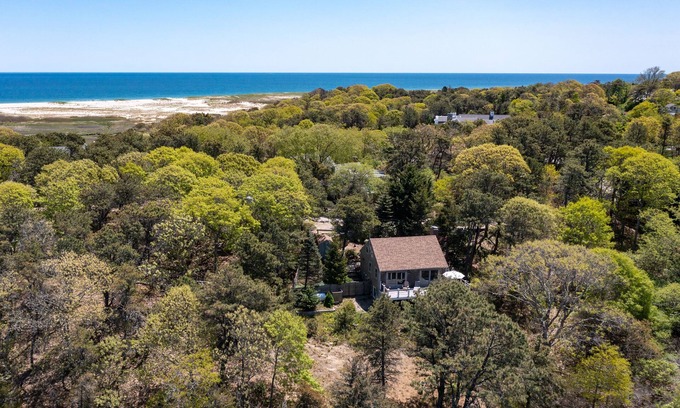 East Orleans Cabaña | Peaceful Nauset Beach Sanctuary