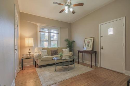Forest Park Apartamento | Peaceful One Bedroom Home near Chicago