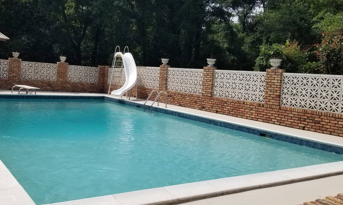 Brent Casa | Peaceful Pensacola Estate on 2 acres. 20x40 gunite pool! Large gazebo w/hot tub!