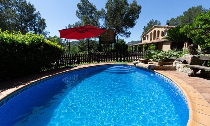 Vacarisses Villa | ¡Perfección pacífica, a solo 30 km de Barcelona!