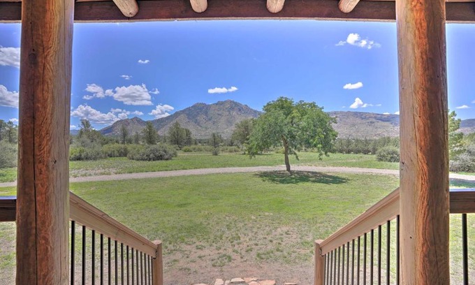 Williamson Casa | Peaceful Prescott Cabin about 11 Mi to Downtown!
