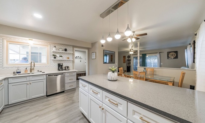 Canyon Country Casa | Peaceful, Remodeled, 3Bdrm/2Ba Santa Clarita Home