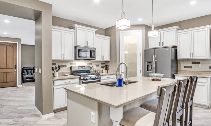 Queen Creek Casa | Peaceful Residential 3 Bed 3 bath Home with Pool