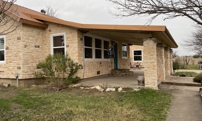 Weatherford Casa | Peaceful Rest Ranch
