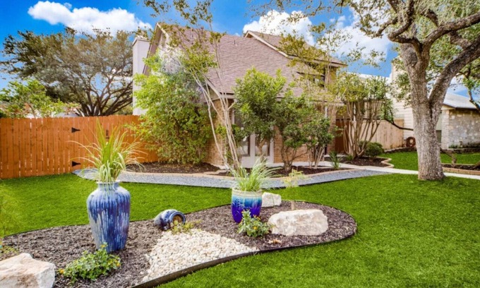 North San Antonio - SAT Casa | Peaceful Retreat, central location can’t be beat!