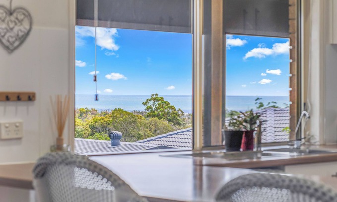 Craignish Casa | Peaceful Seaside Haven - pets by approval