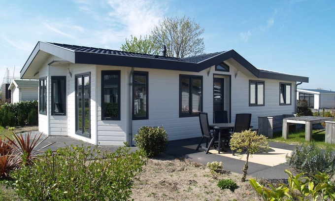 Dordtse Biesbosch Chalet De Esquí | Peaceful Stay by De Biesbosch