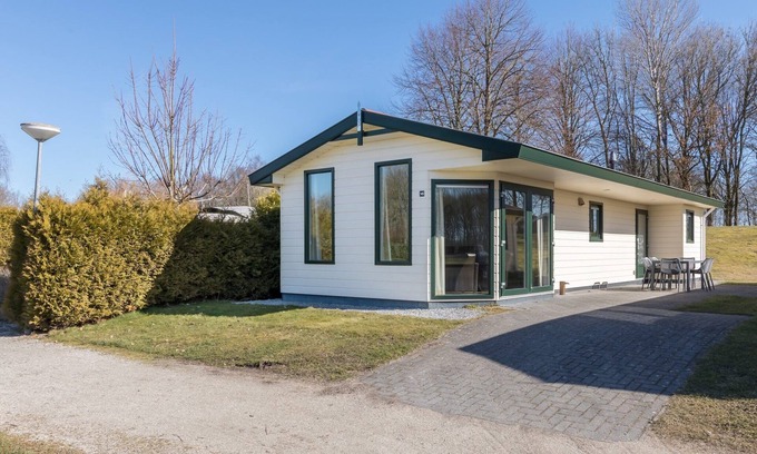 Gasselternijveen Chalet De Esquí | Casa móvil moderna cerca del agua