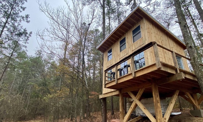 Boles Cabina | Peaceful Treehouse in the Forest
