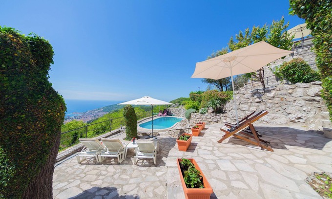 Lapcici Apartamento | Peaceful Two-Bedroom Apartment with Private Pool