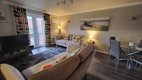 Hull Apartamento | Peaceful Waterfront Apartment, Private Parking, Hull Marina