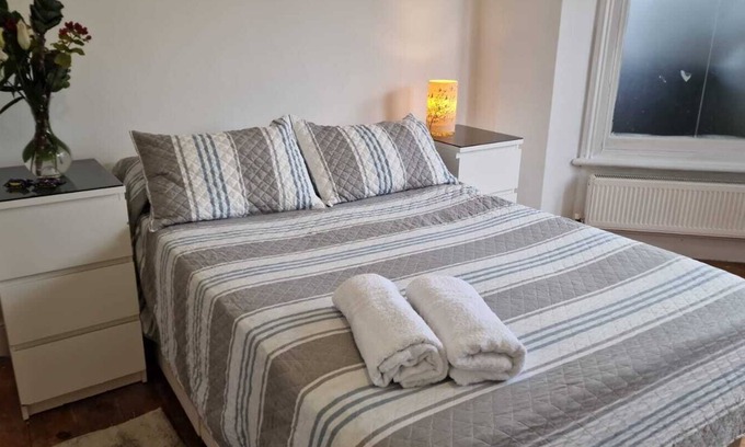 Dudden Hill Apartamento | Peaceful well equipped flat near central London