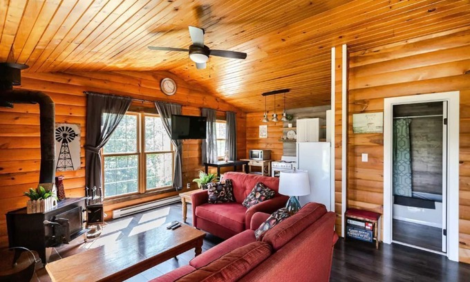 Saint Malo Cabina | Peaceful, Whimsical Retreat - Cabin 17