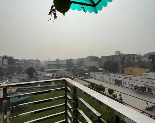 South West Apartamento | Peacefulhuts stylish and independent flat near Airport