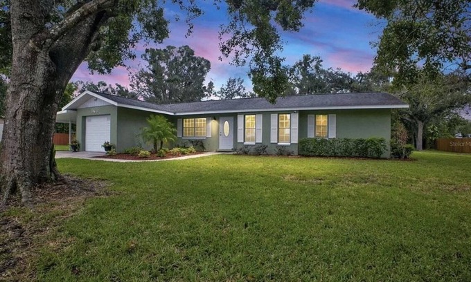 Arcadia Casa | Peach Paradise-Enjoy a cozy retreat in the country!