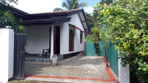 Kotugoda Casa | Peacock House