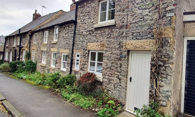 Great Longstone Cabaña | Cabaña familiar Peak District nr Monsal Trail y 100 metros del excelente pub foody