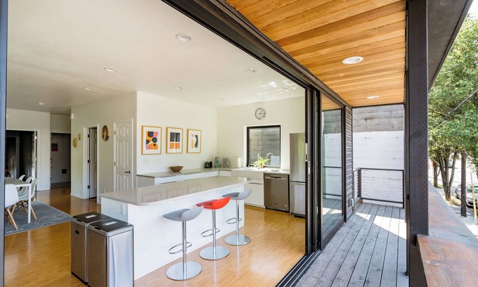 Alphabet Historic District Apartamento | Pearl District Luxury 2BR AC Sleeps 4