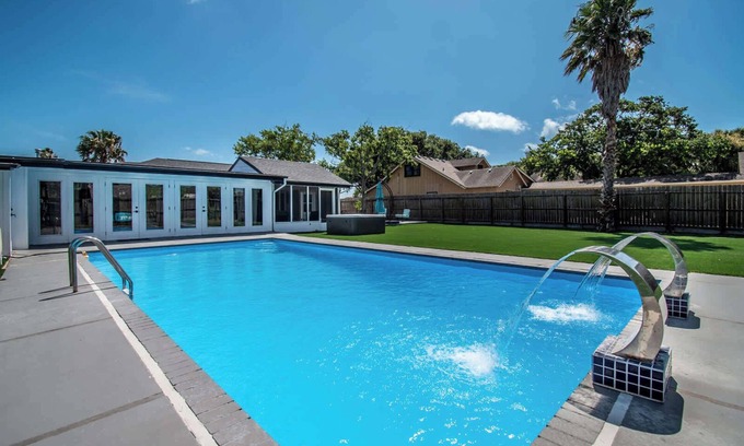 Bay Area Casa | Pearl Grand on Ocean