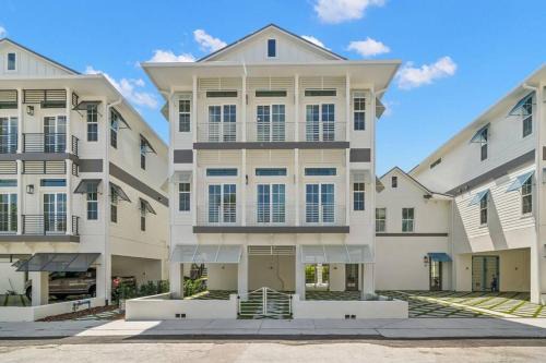 Clearwater Beach Casa | Pearl House at The Gemma by Brightwild