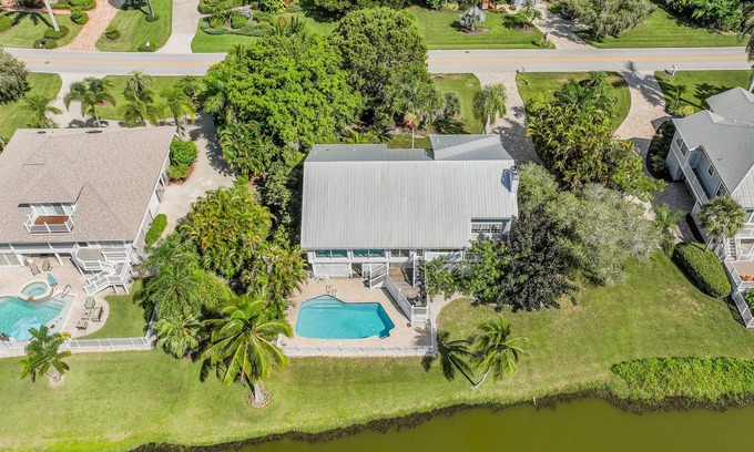 The Dunes Casa | Pearl of Sanibel - Sanibel Home with Pool and Views!