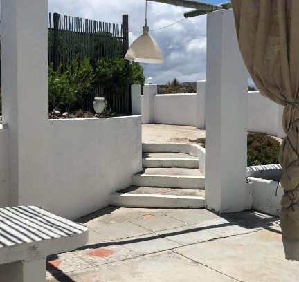 Pearly Beach Casa | Pearly Beach greek style retreat