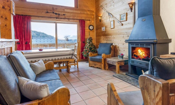 Peisey-Nancroix Chalet De Esquí | Chalet Peisey con vistas al balcón