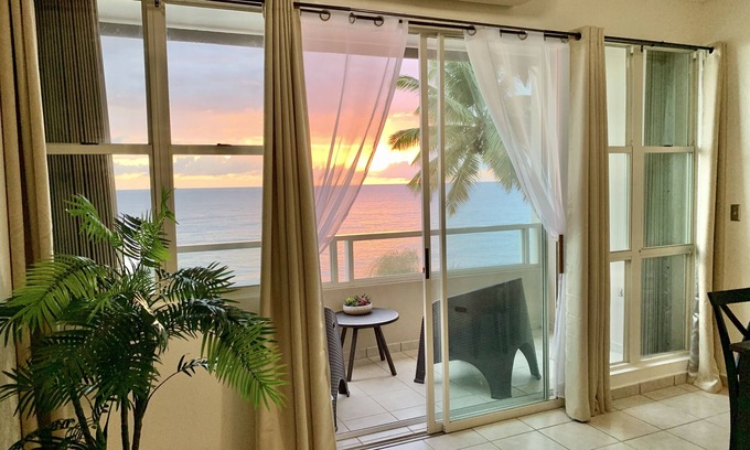 Stella Condominio | Pelican Beachfront Paradise