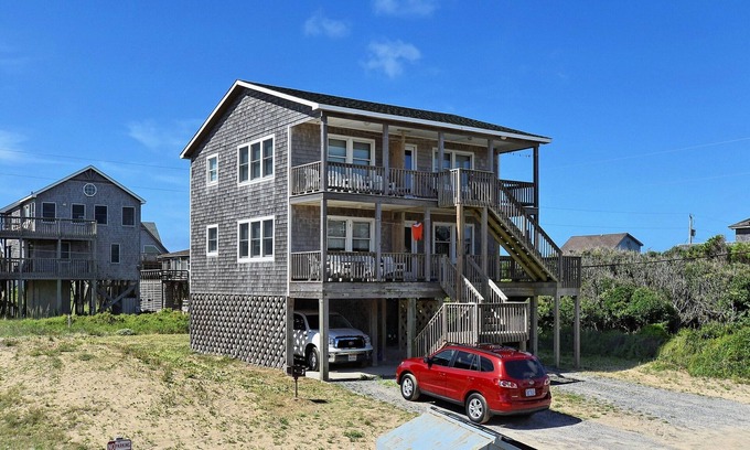 Buxton Cabaña | Pelican Place Cottage- Short walk to beach- Community Pool & Spa