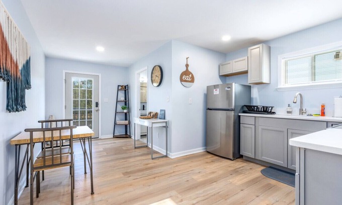 Brownsboro Apartamento | Pelican's Nest 1 Bedroom Apt with Lake Access