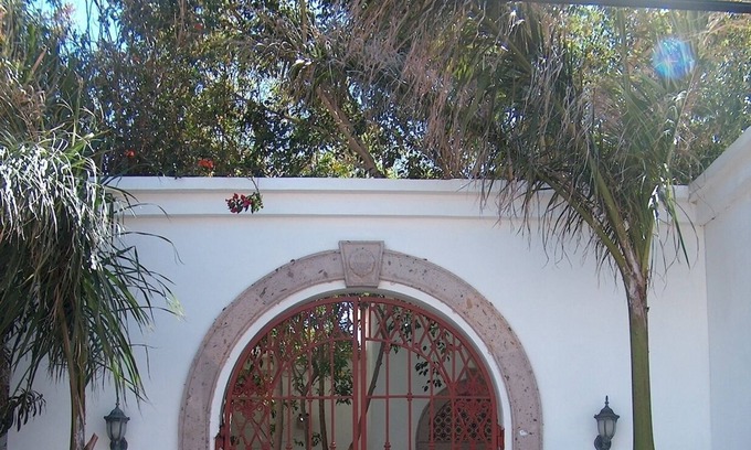 Bahia Kino Apartamento | PELICAN STUDIO: Delicious, private, with porch overlooking the Sea of Cortez.