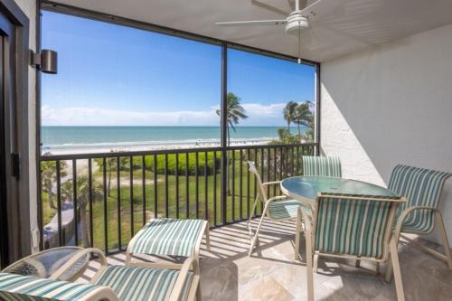 Sanibel Apartamento | Pelicans Roost 303 condo
