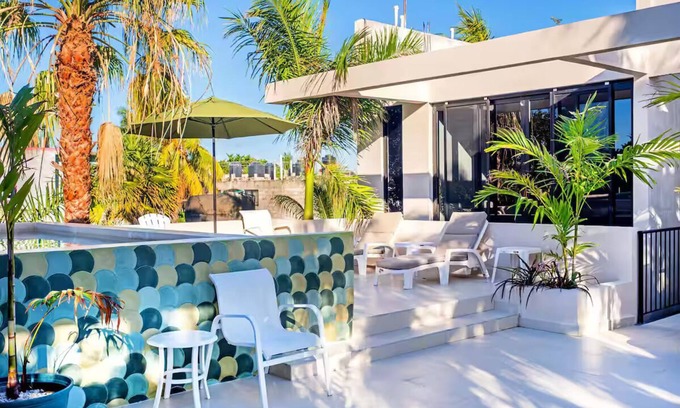 San Miguel Apartamento | Pelikanos on 10 Avenue Downtown -Red Parrot-