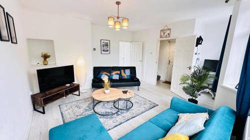 Tremorfa Casa | Pengam House Cardiff by Smart Corporate Stays