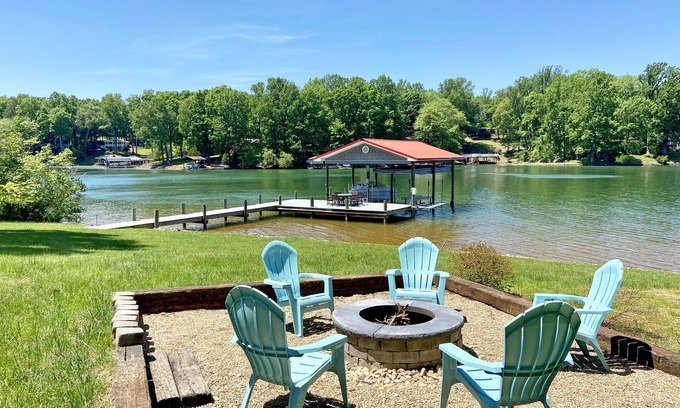 Penhook Casa | Penhook Hideaway at Smith Mountain Lake