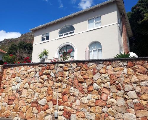 Muizenberg Villa | Penrose House Ocean View Villa