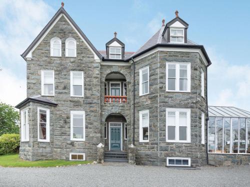 Llanfair Casa | Pensarn Hall