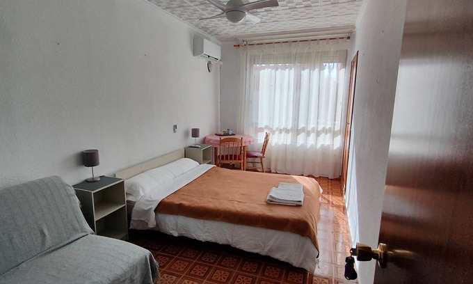 Moncofar Apartamento | Pensión Benavente. 1 - (Playa 1,5km / AP7-3min)