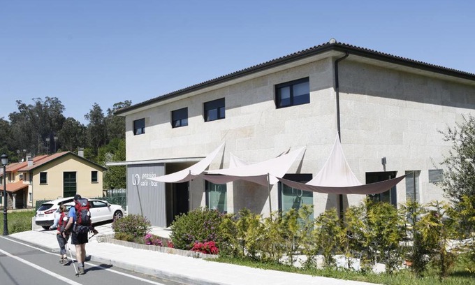 O Pedrouzo Casa | Pensión LO