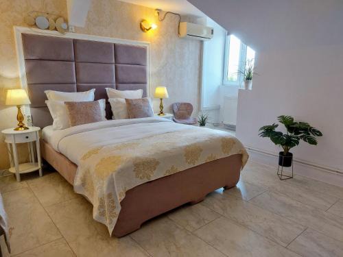 Campina Casa | Pension Casablanca