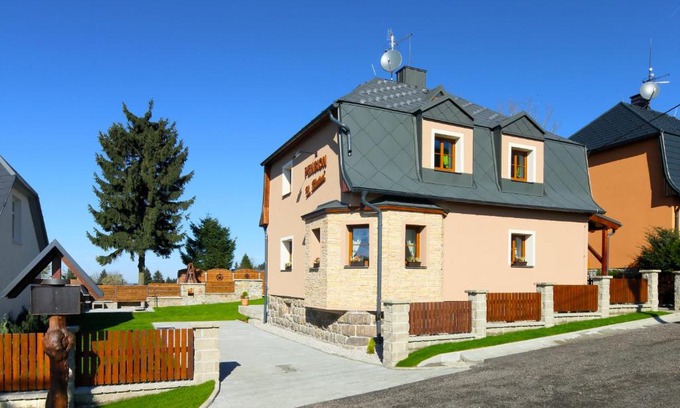 Horni Blatna Casa | Pension H.Blatná
