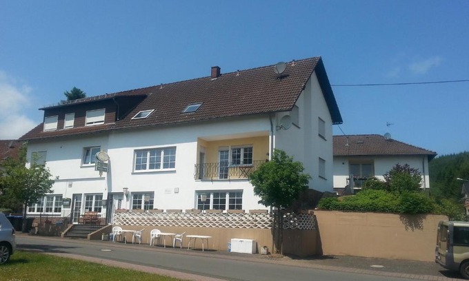 Wallenborn Casa | Pension Hermes