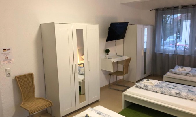 Region Hannover District Casa | Pension Laatzen