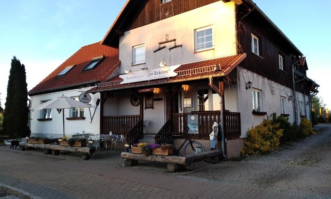 Flecken Zechlin Casa | Pension und Gasthof Zur Scheune
