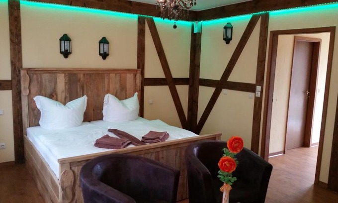 Burg Casa | Pension zum Holzpantoffelmacher