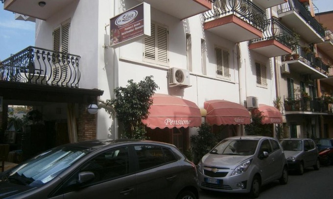 Furci Siculo Casa | Pensione S. Antonio Ristorante Silvia
