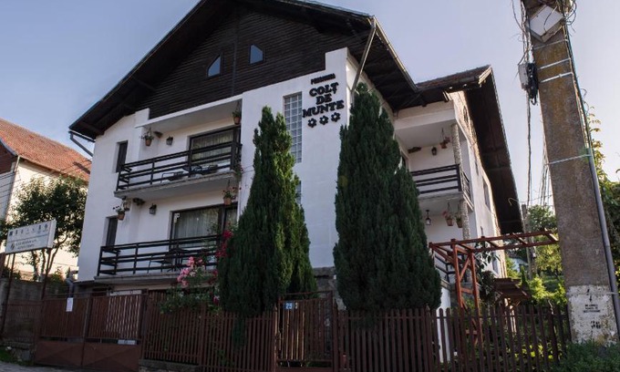 Corbeni Casa | Pensiunea Colt de Munte