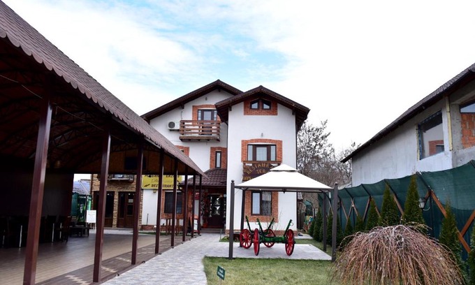 Valenii de Munte Casa | Pensiunea Dely Cios