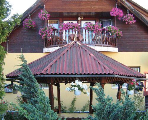 Praid Casa | PENSIUNEA DORINA