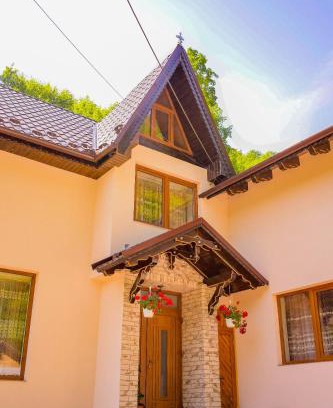 Sugag Casa | Pensiunea La Cernat
